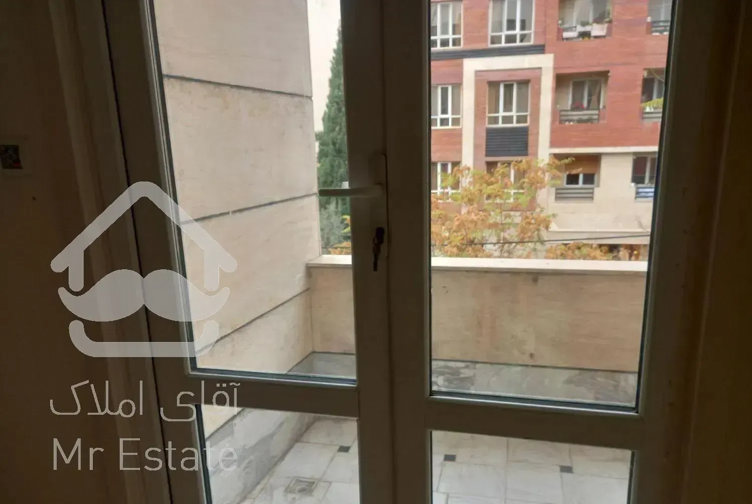 آپارتمان ۷۷ متر دو خوابه