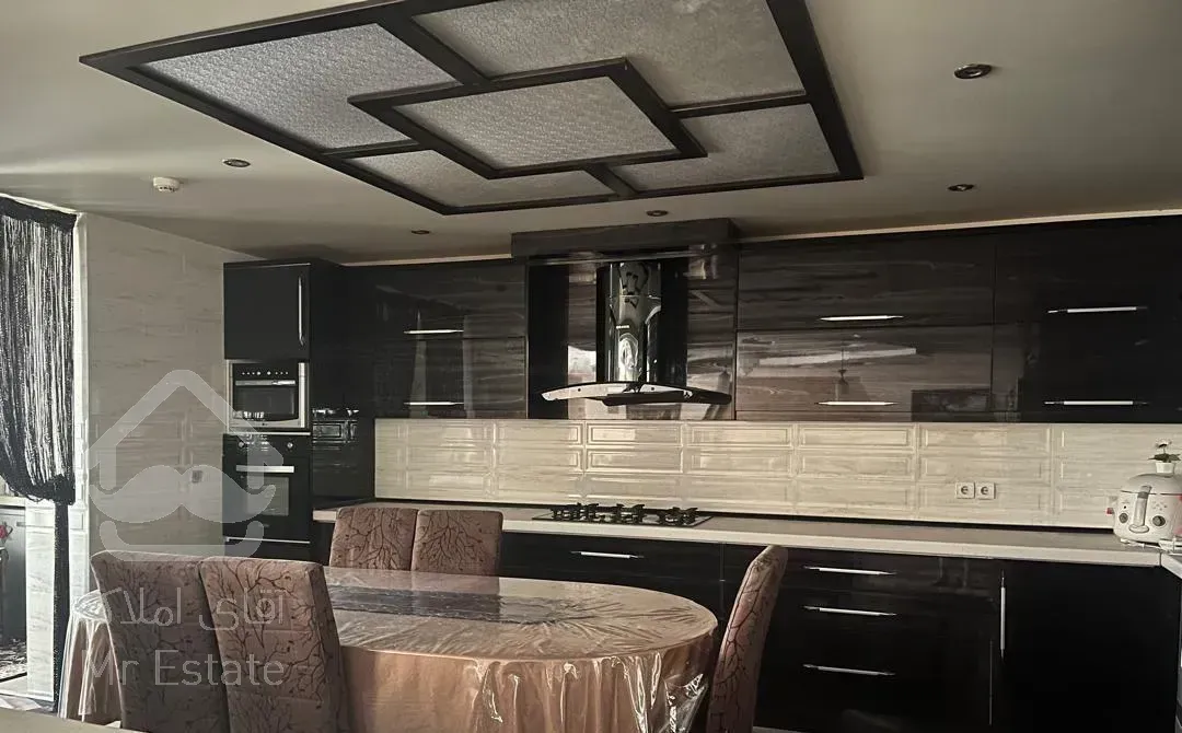 فروش آپارتمان ۲۵۰ متری ۳ خوابه در عظیمیه