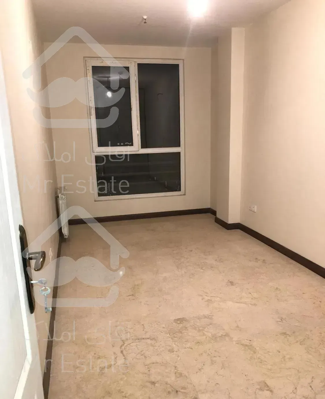 ۹۰ متر دو خوابه شهرک اکباتان/کوی بیمه