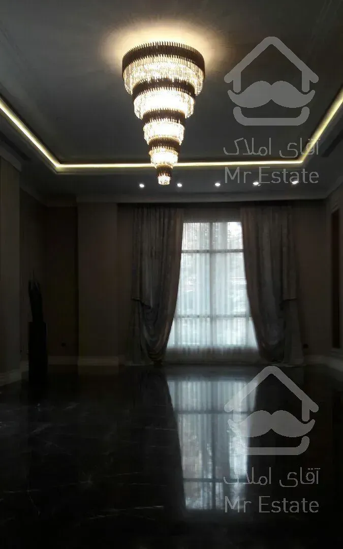 ۱۹۸ متر  / ونک / شیخ بهایی شمالی