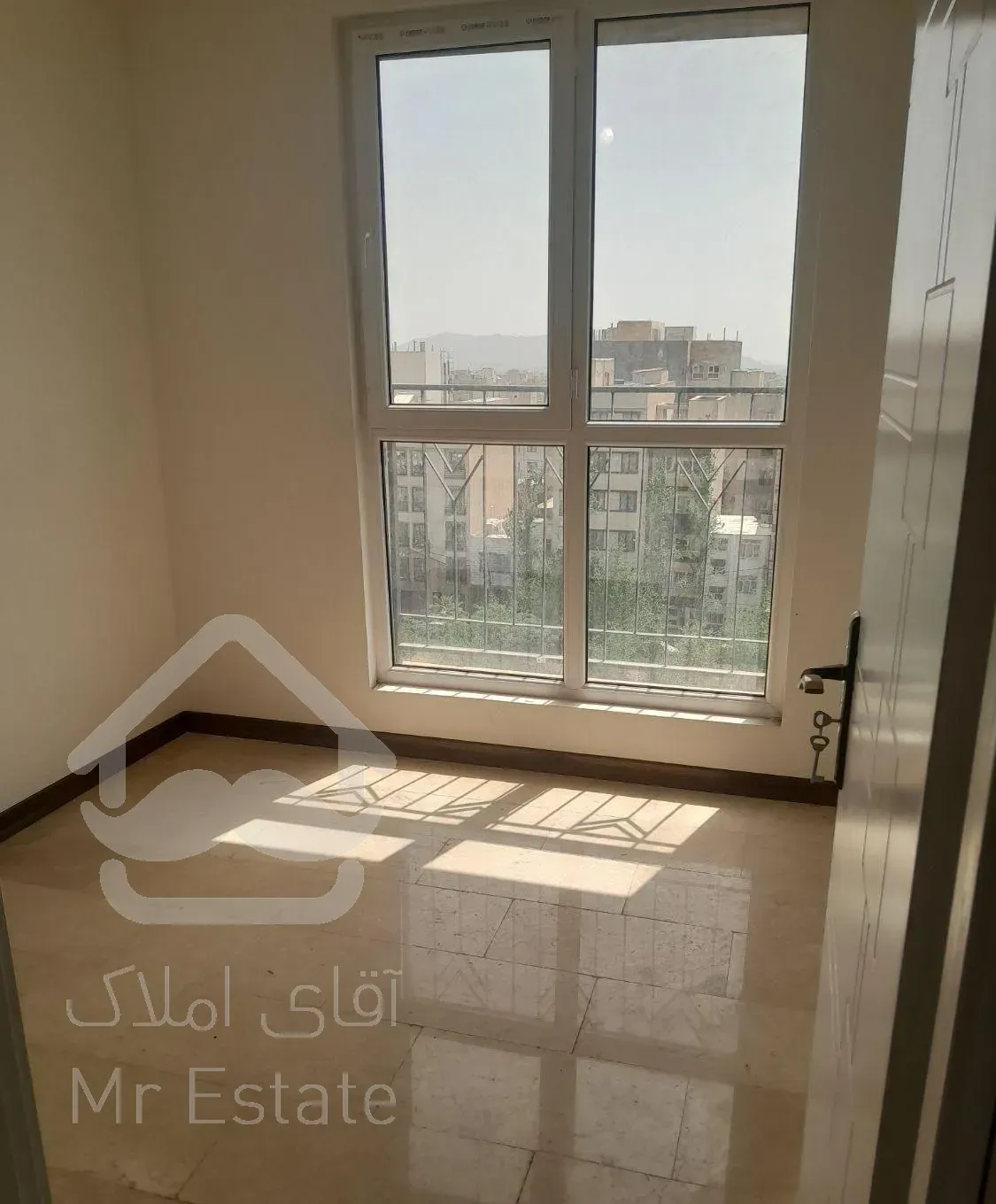 فروش آپارتمان ۸۳ متری ۲ خوابه در فدک