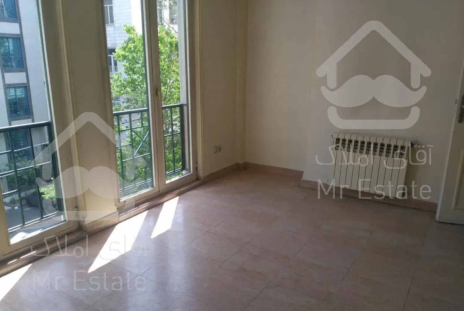 سعادت آباد / 104 متر / دو خوابه / تک واحدی