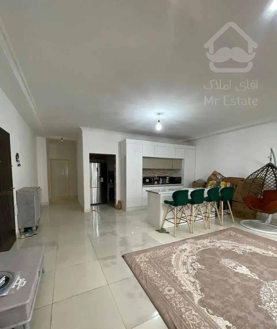 آپارتمان ۶ طبقه/تک واحدی/۱۷۵متری