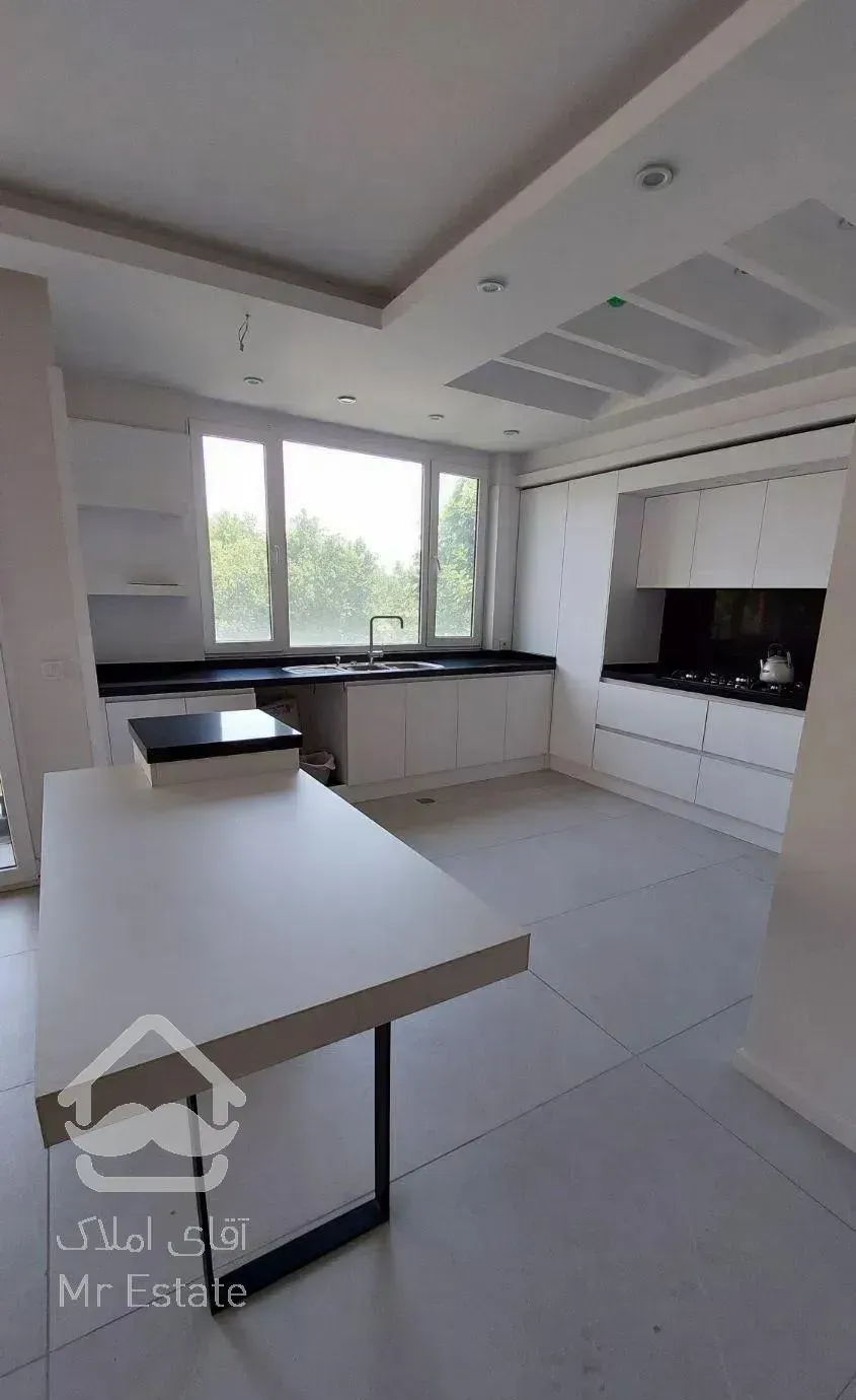 باغ فردوس،150 متر،3خواب