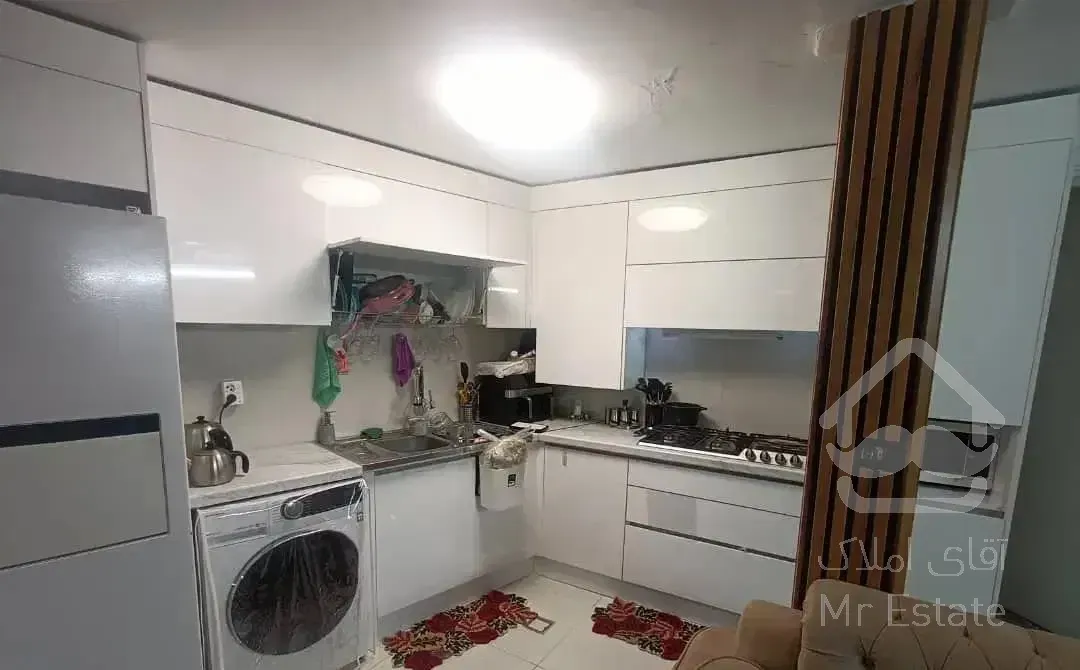 ۷۲ متری ، دو خوابه ، فول بازسازی ، خ عزیزی