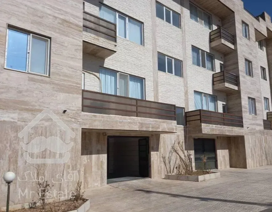 آپارتمان 83 متری