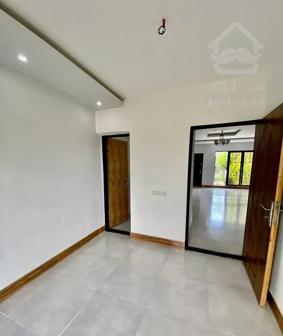 همکف 240متری/مجتمع پزشکان /مدارک کامل