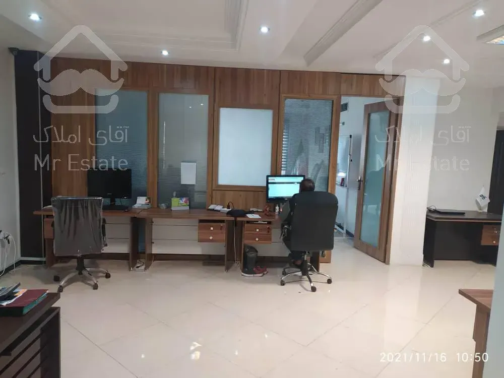 ١٠١متر سند اداري بر كاشاني