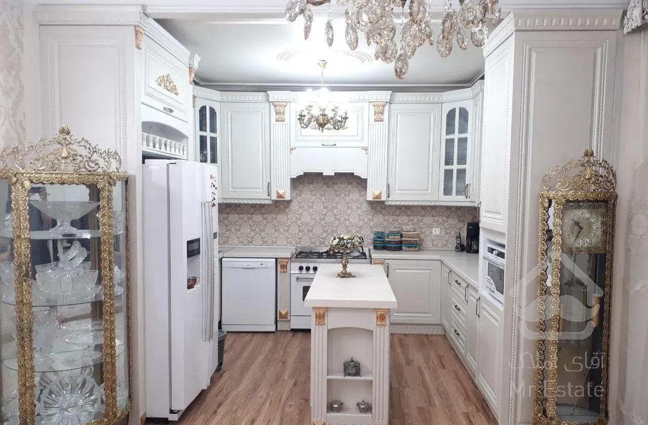 آپارتمان ۱۳۱متری سه ساله شمال کیا منصوری شهر ارا