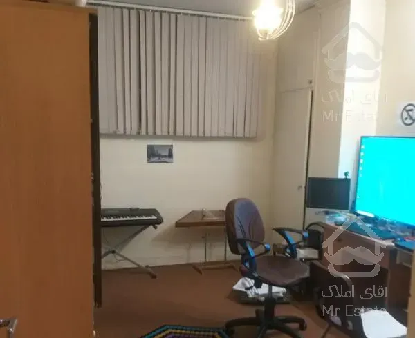 آپارتمان ۱۴۵ متری،‌۳ خواب،خ رباط اول