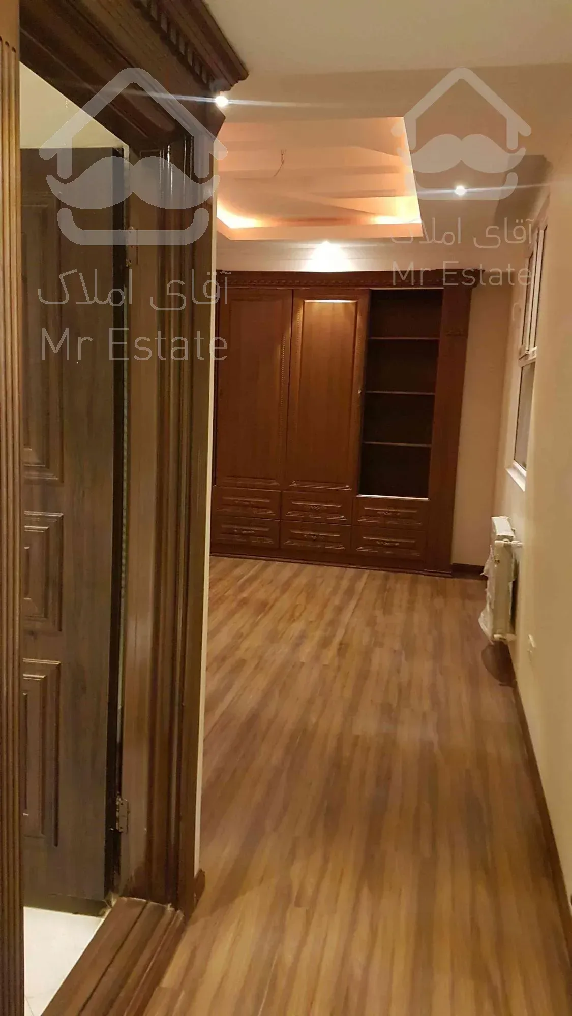 ۱۶۰متر ۳خوابه کلید نخورده / فردوس شرقی