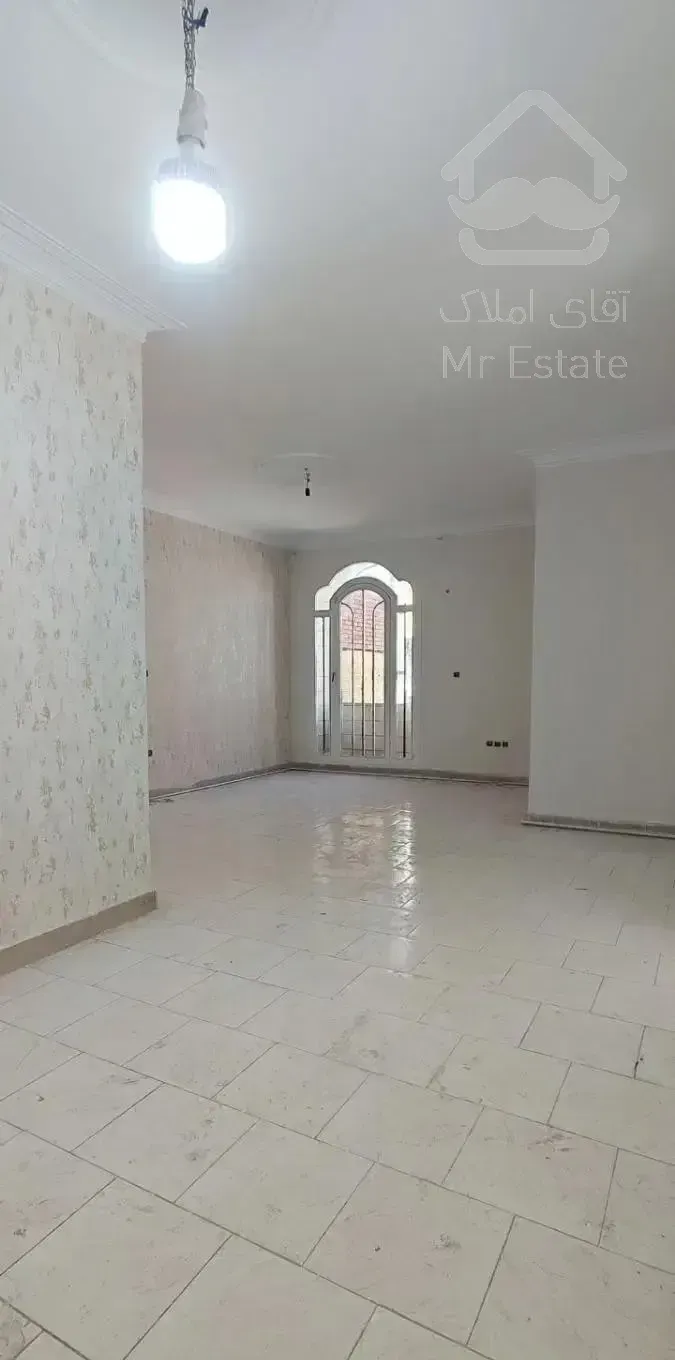 آپارتمان  ۷۰ متر دو خواب  با پارکینگ   نارمک جنوبی