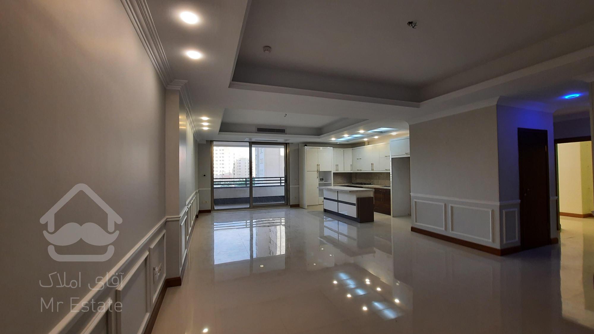 ۱۲۲متر شهرک راه اهن منطقه۲۲ خوش نقشه بدون پرتی