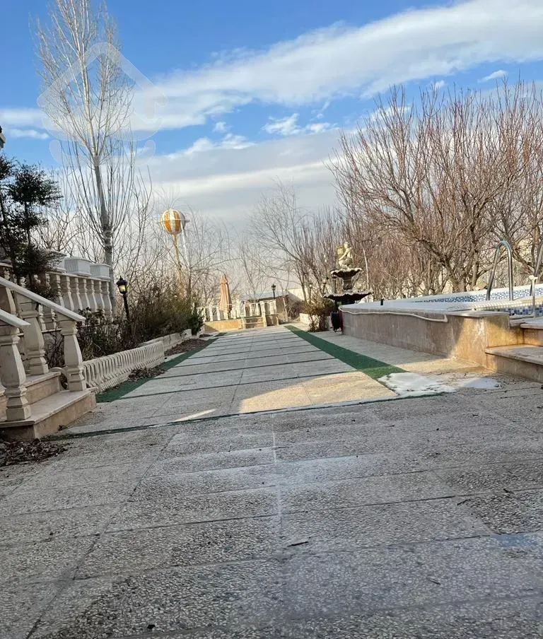 1250متر زمین 150متر بنا زعفرانیه