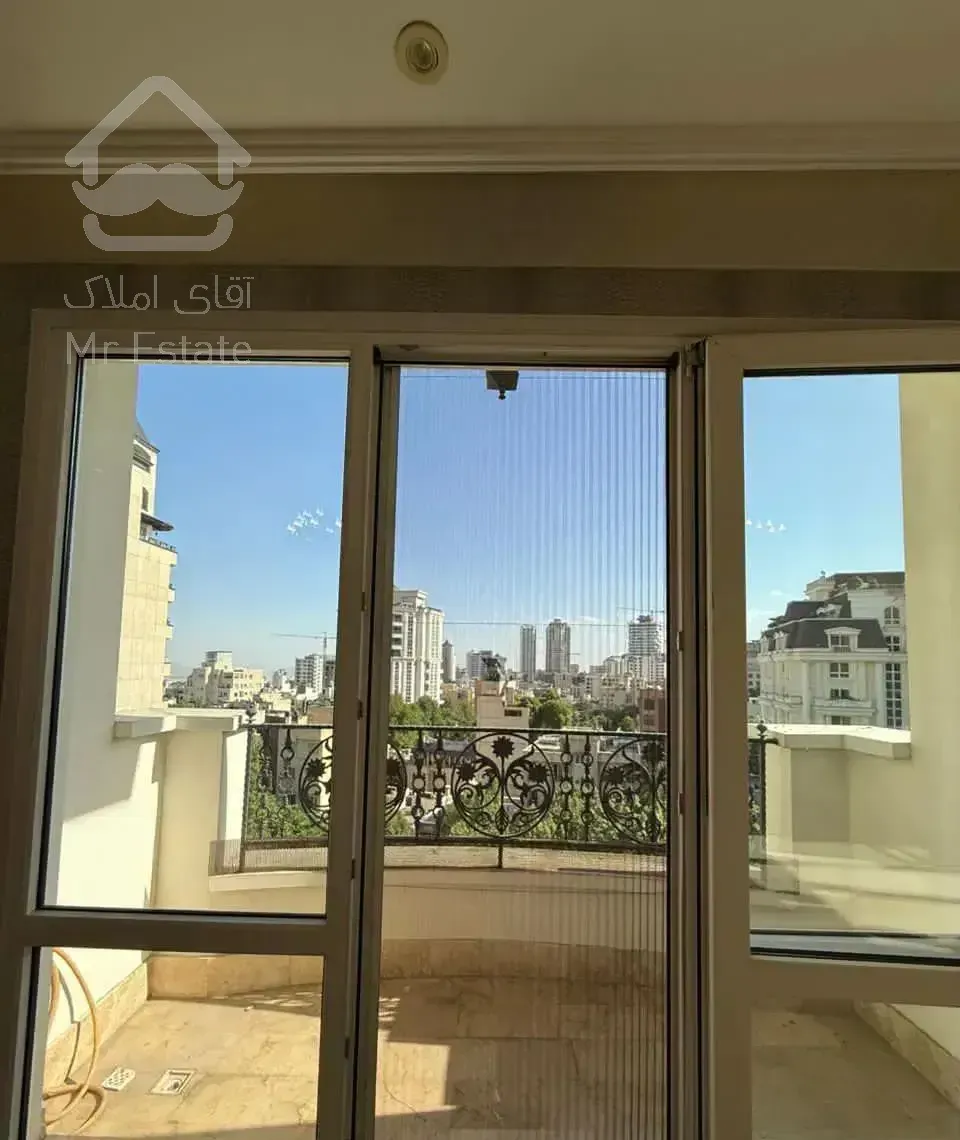 ۲۳۰ متر اپارتمان افتابگیر کلاسیک