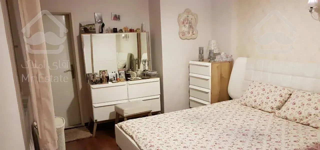 ونک برج مروارید ۱۳۰ متر