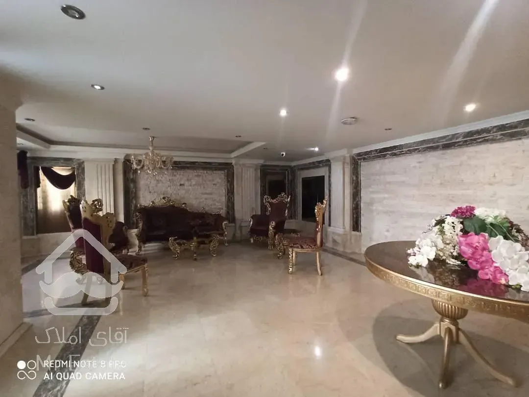 رهن و اجاره آپارتمان ۲۲۰ متری نیاوران