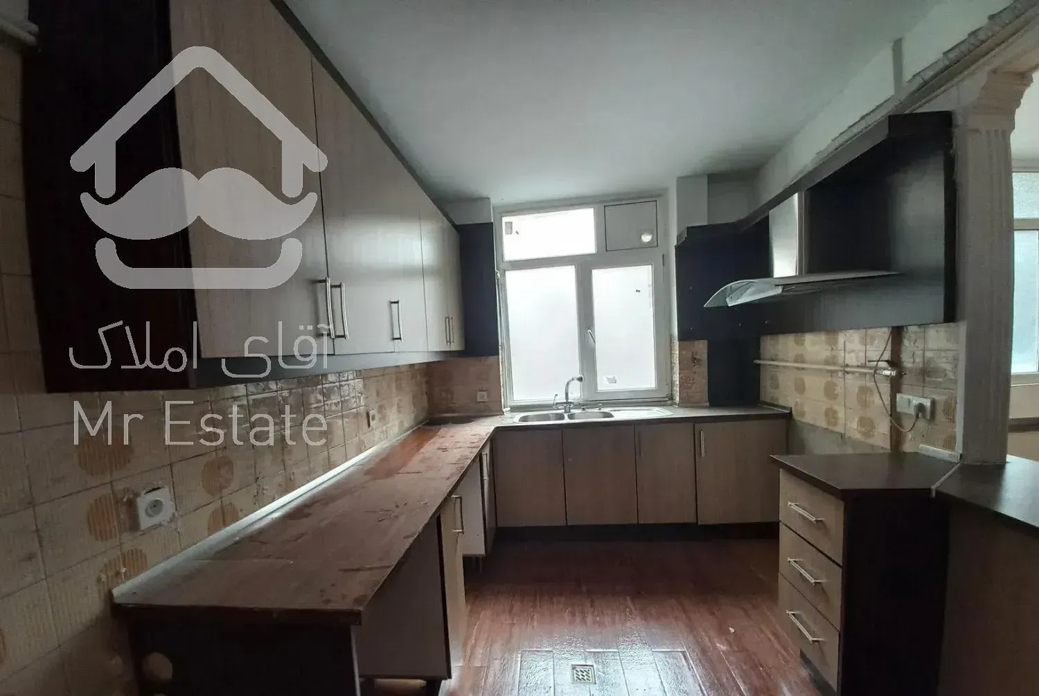 ۹۵ متر شیرازی/۲خواب/امکانات کامل