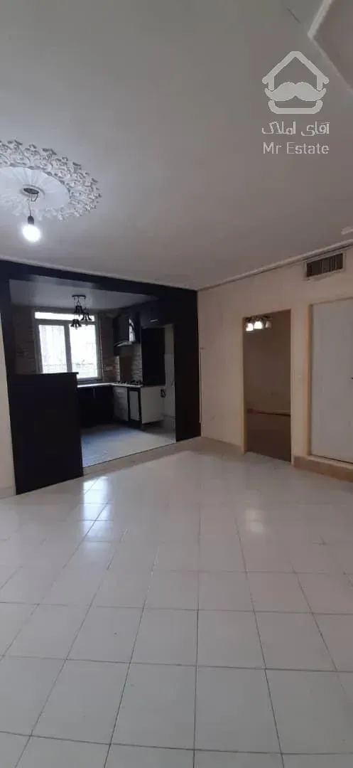 اپارتمان۶۵متری ۲ خواب، نورگیر عالی، امکانات عالی،سال۸۰،قابل رهن،وام دار