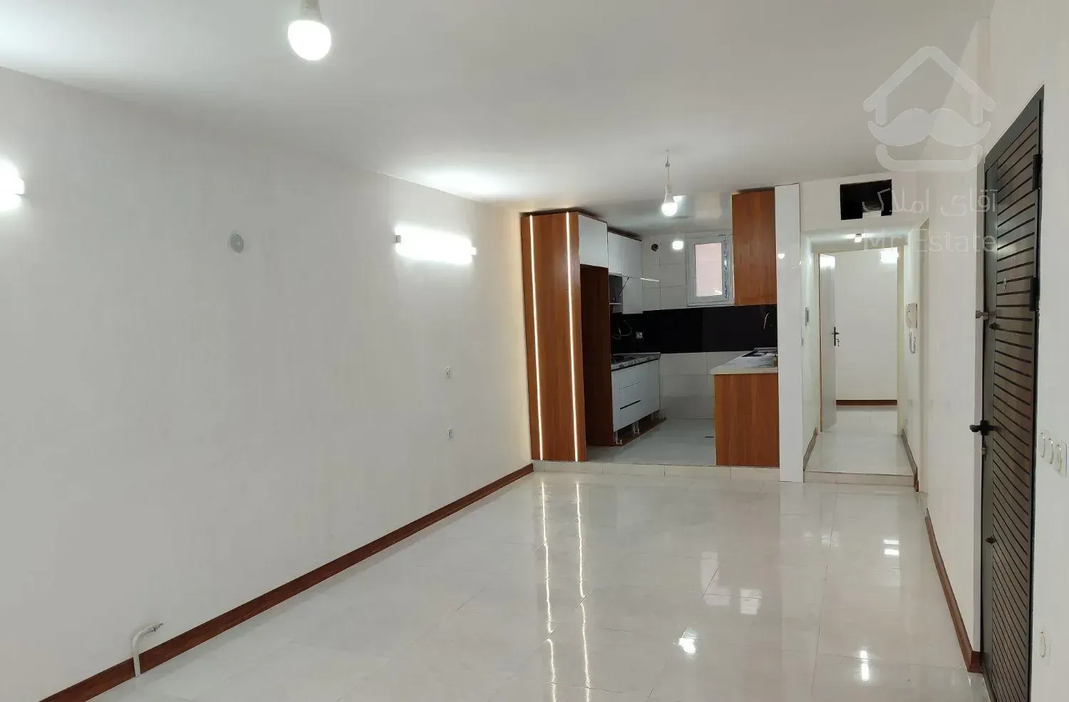 آپارتمان 63 متری دوخواب شیک بازسازی شده