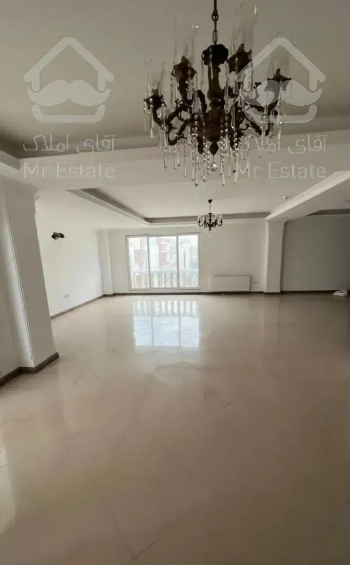 آپارتمان 200متر میدان خزر سروستان