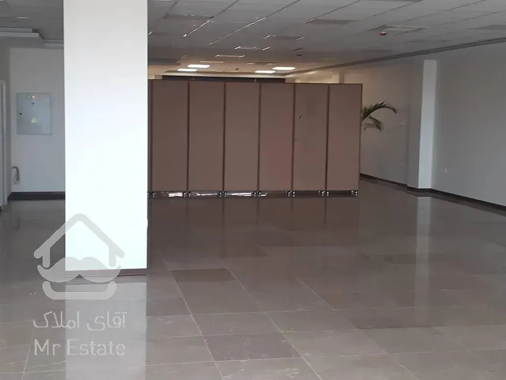 اجاره و رهن دفتر کار سند اداری گاندی 300  متر اکازيون