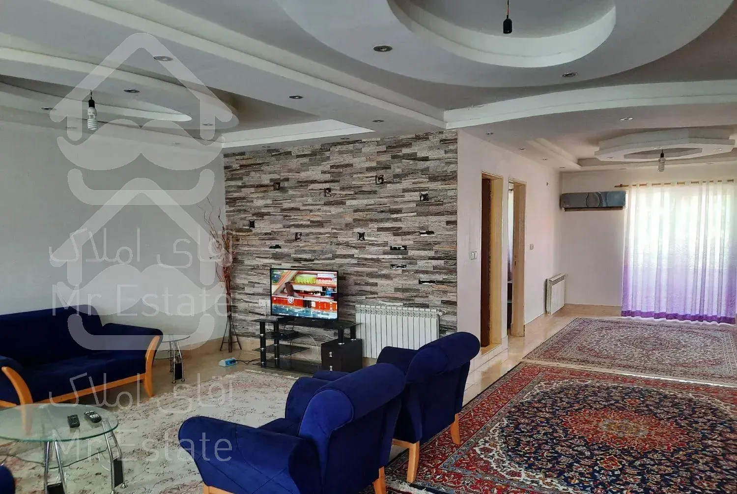 ویلا نوساز ۱۳۰‌متری با امکانات بروزهمراه با آلاچیق