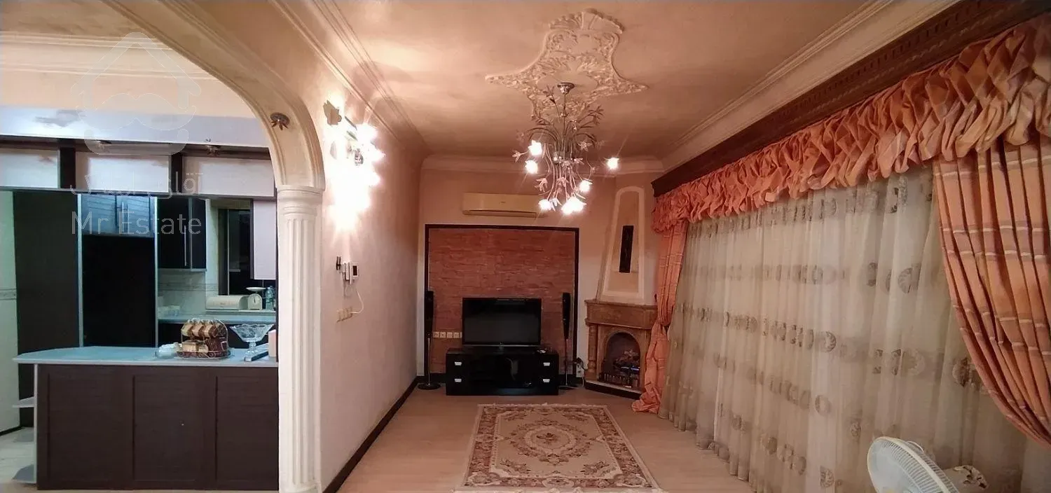 ویلای ۲۶۰ متری به همراه ۱۴۰ متربنا شهرک انصاری