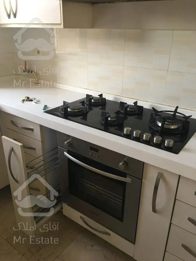 با سلام  ۱۴۰متر مجتمع اوپی جی. رهن اجاره تخلیه با دیدعالی قیمت ۵۰۰میلیون ودیعه واجاره ماهیانه ۶میلیون