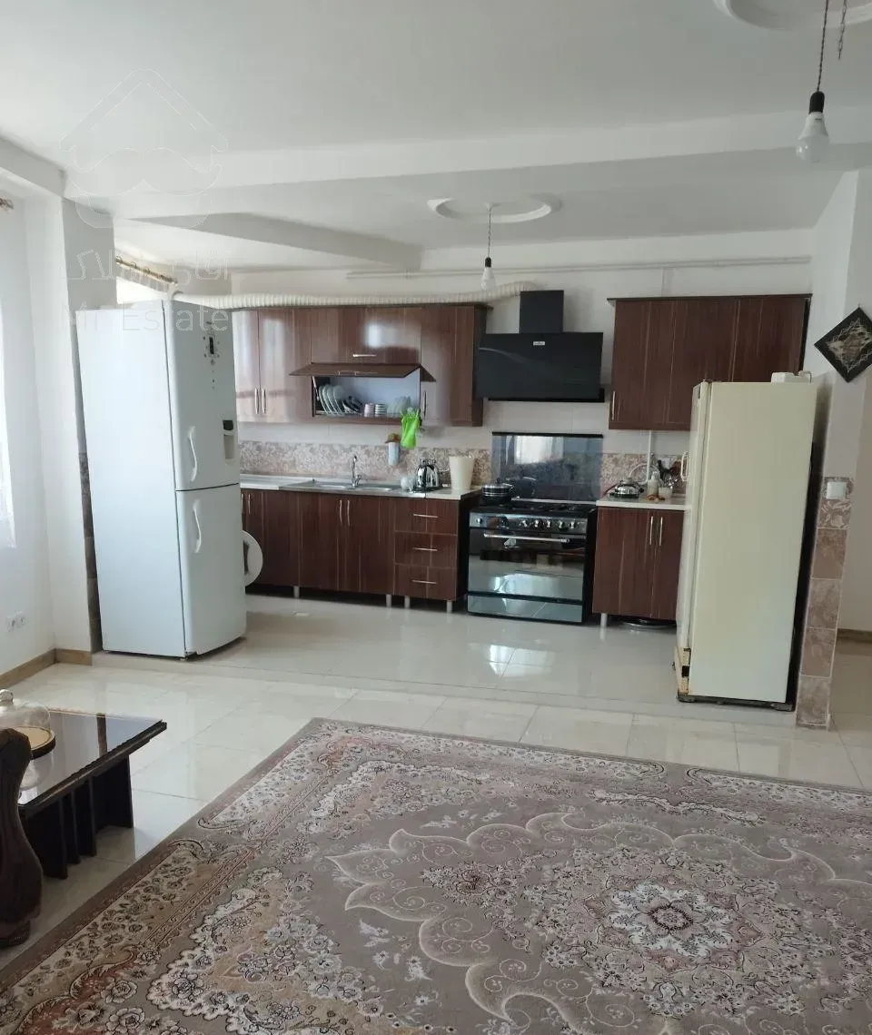 آپارتمان ۷۸ متری /طبقه ۲ /سنددار