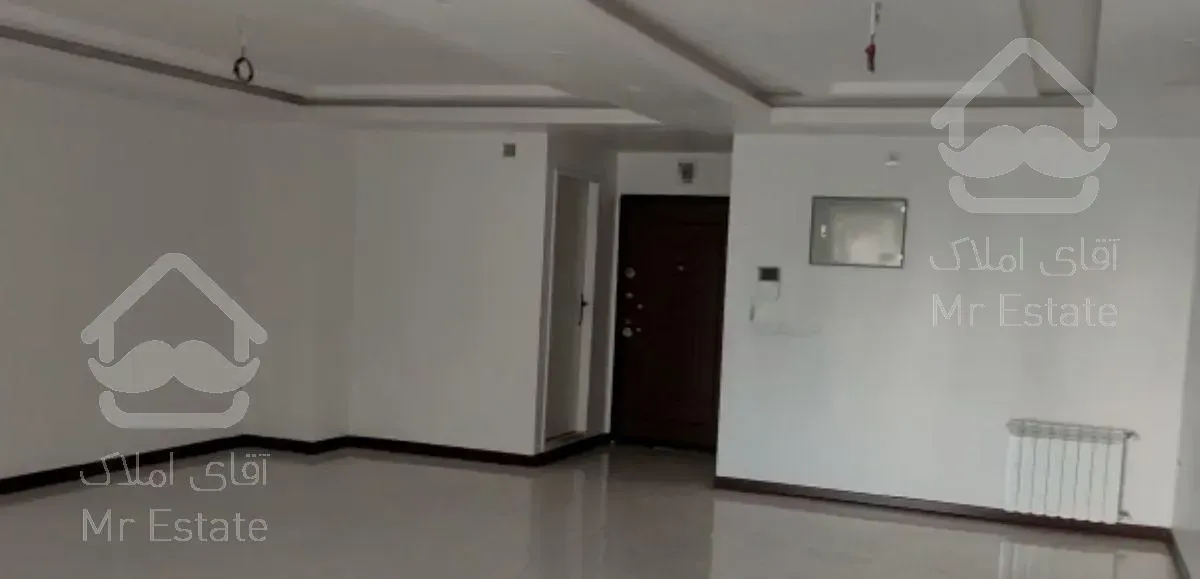 طبقه دوم واحد جلو پادادغربی