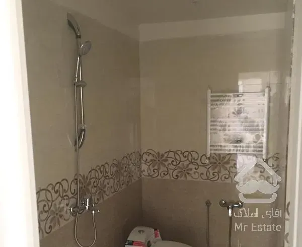 90متر دو خواب/طبقه دوم سندی/تروتمیز