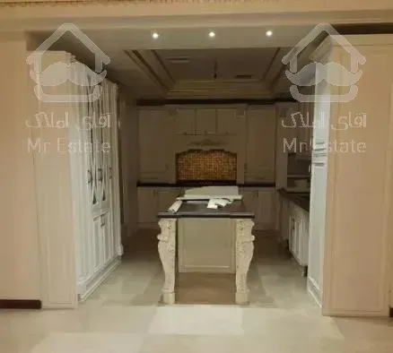 واحد 240 متری واقع در شهرک غرب