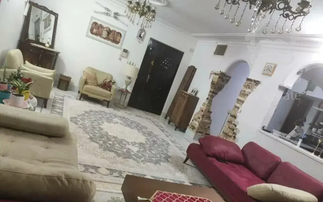 فروش آپارتمان ۹۰ متری ۲ خوابه طبقه ۳