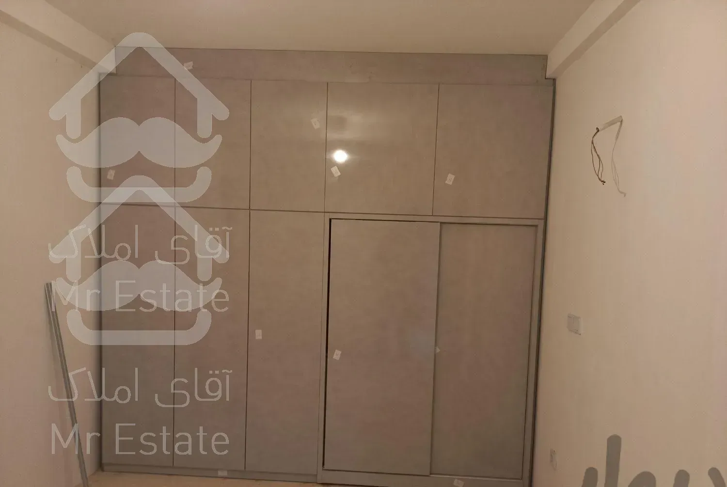 نصاب ماهر کابینت