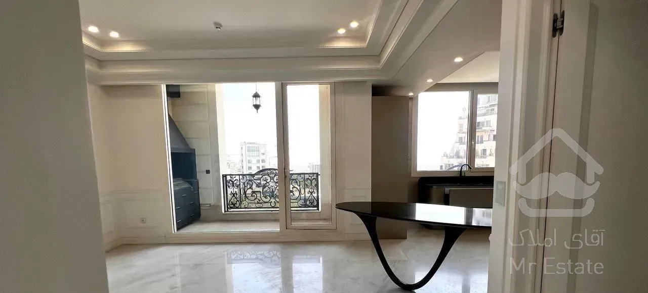 ۲۴۰ متر دید و ویو تهران/۳ پارکینگ/برج باغ