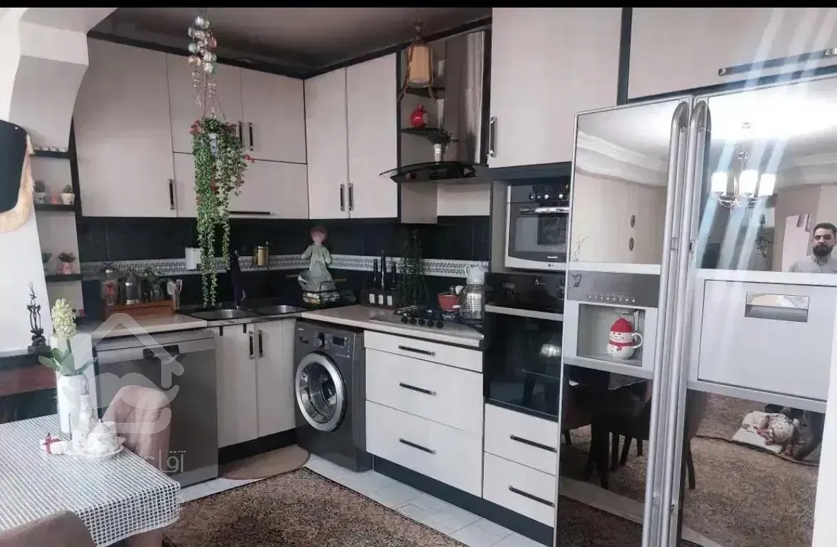 تنها آپارتمان فول امکانات با قیمت ۴.۳۰۰