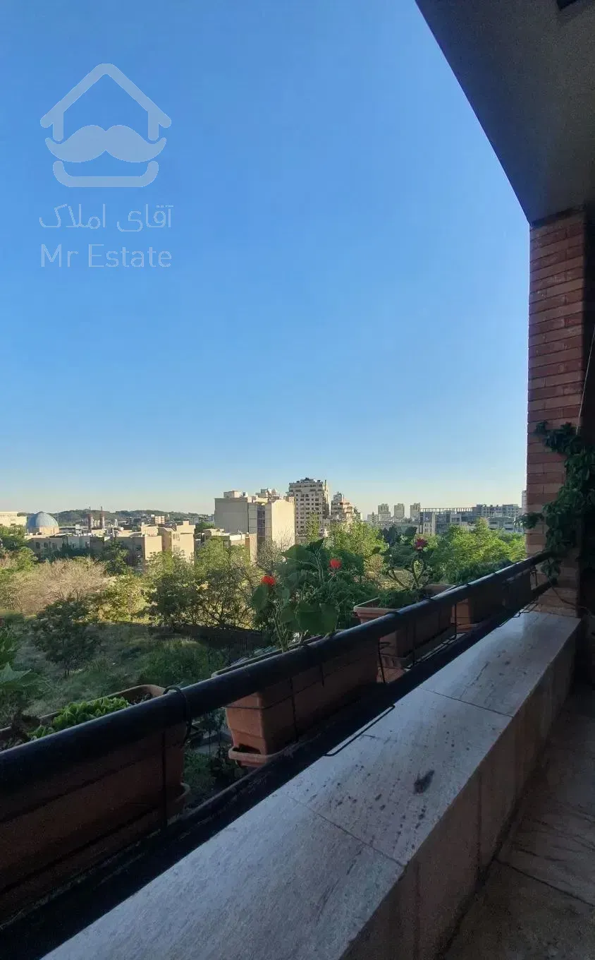 ۲۴۰متر تکواحدی بازسازی کامل با ۲ تراس قابل چیدمان