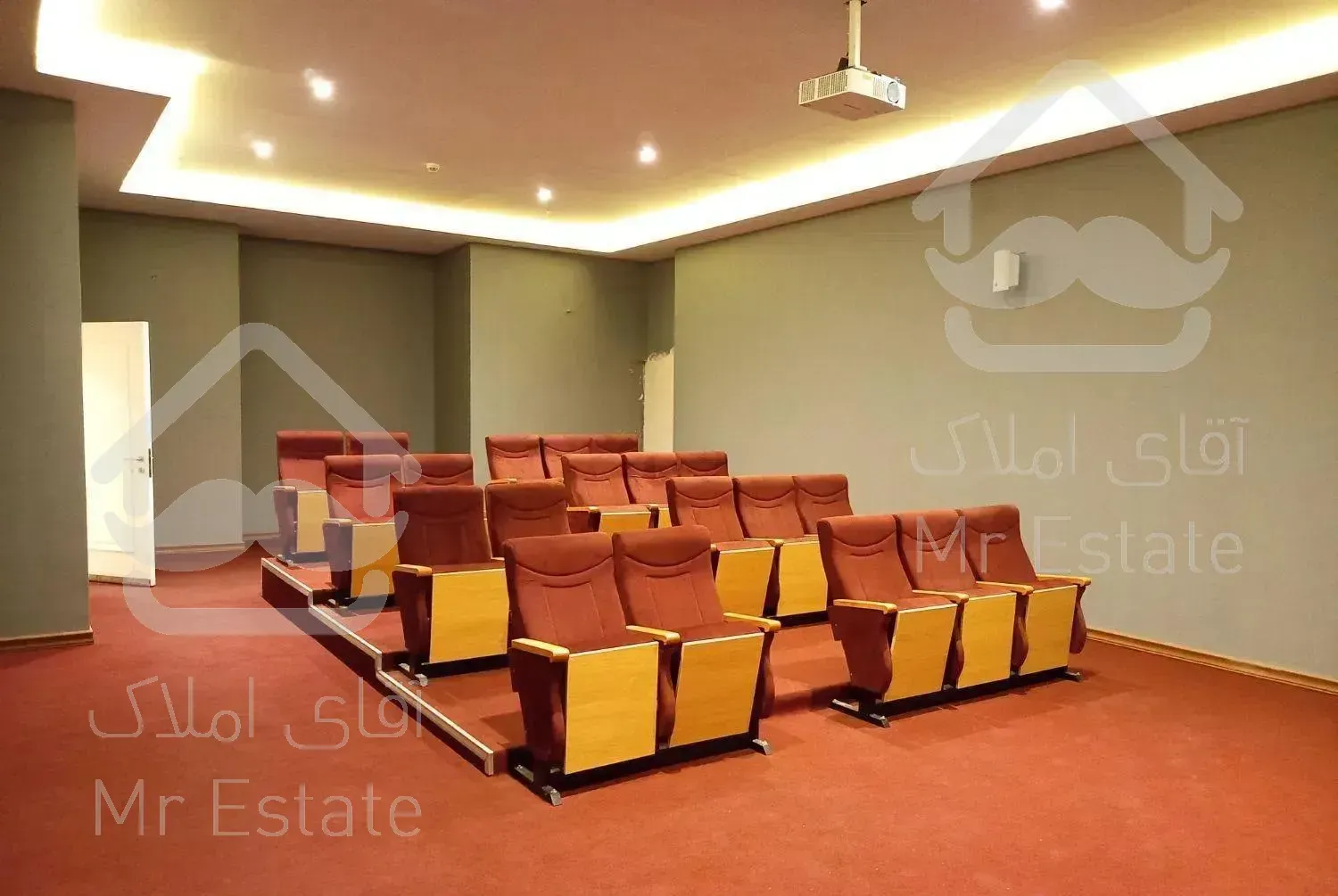 ۹۵متر/دوخواب/روبه افتاب/سالن پرده خور/بیمه