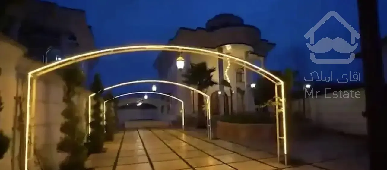 فروش ویلا تریبلکس/کتشال/استخر دار