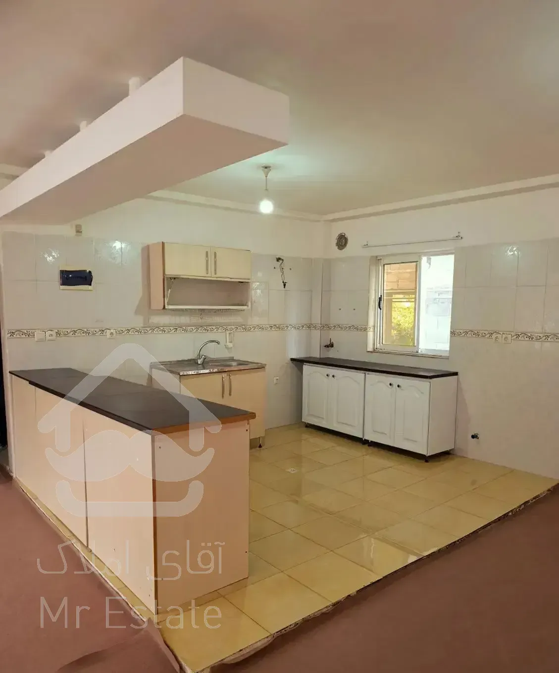 اجاره واحد هم کف دو خواب خیابان منتظری رامسر