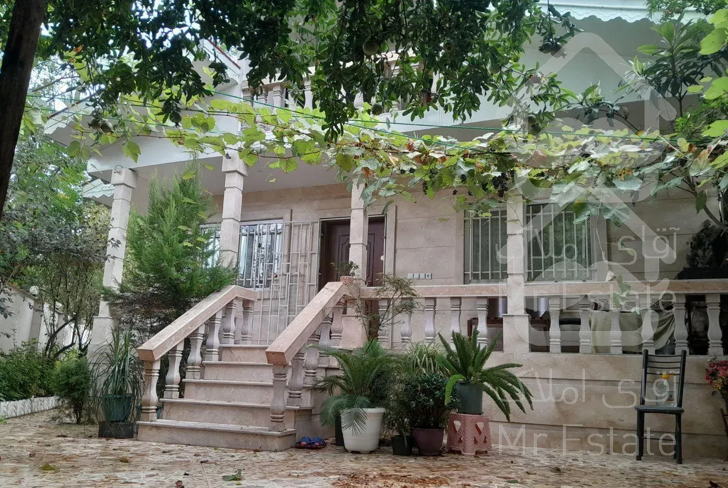 ویلا متراژ ۳۶۵متری سندتکبرگ.بنا۱۲۰متر