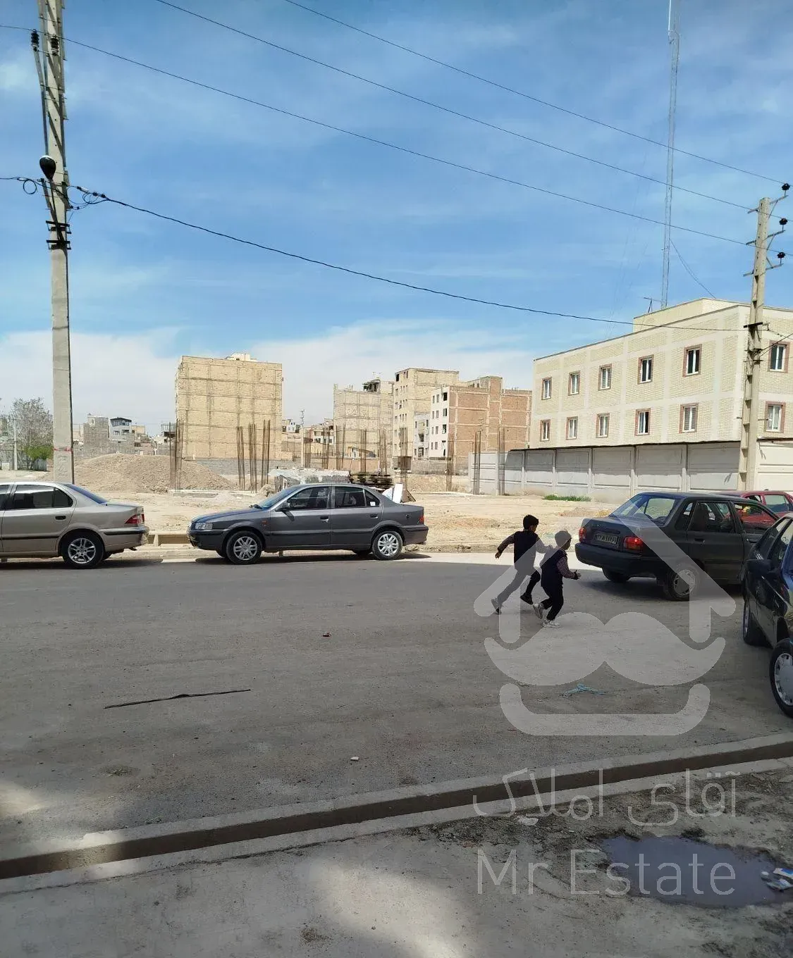 واحد پیش ساخته۹۵متری (املاک وزرا)