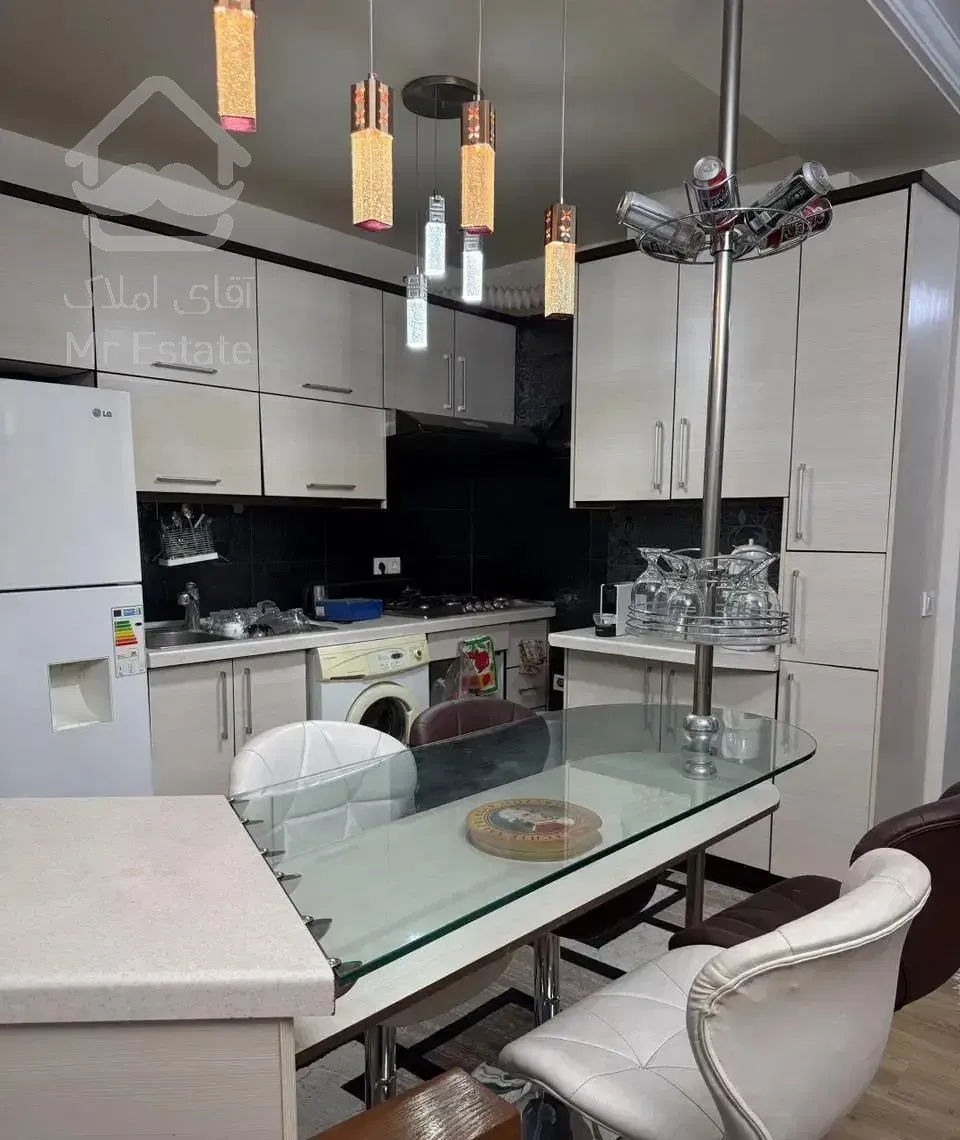 ۸۰ متر صرافهای شمالی ( مبله کامل )