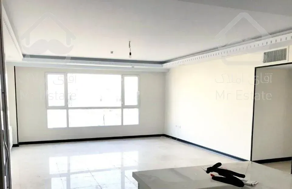 ۱۳۰متر/۳خوابه/کلید نخورده