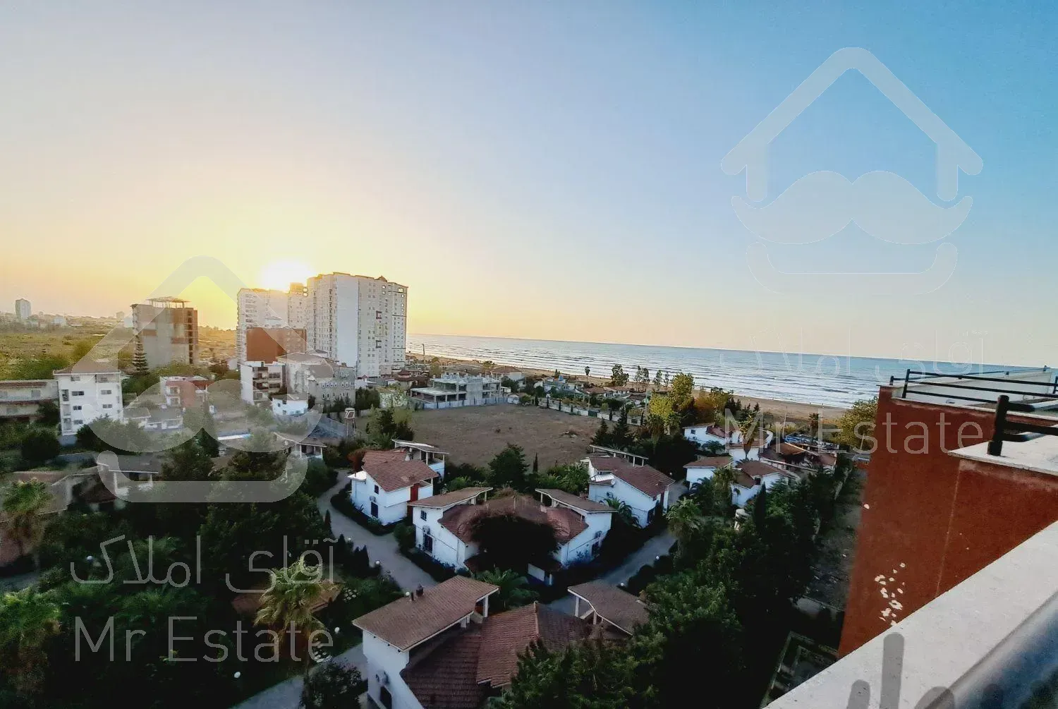 آپارتمان ۹۸ متر / مبله / خط دریا سرخرود