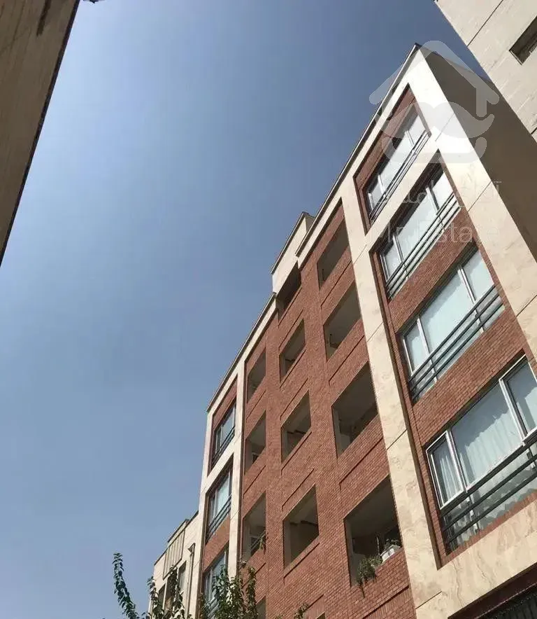 122 متر دو خوابه کلید نخورده خ خورشید