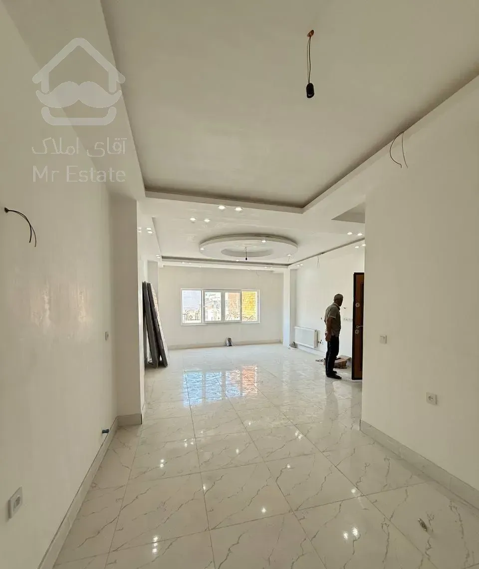 آپارتمان شهری ۹۱ متر خ معلم محمودآباد سنددار