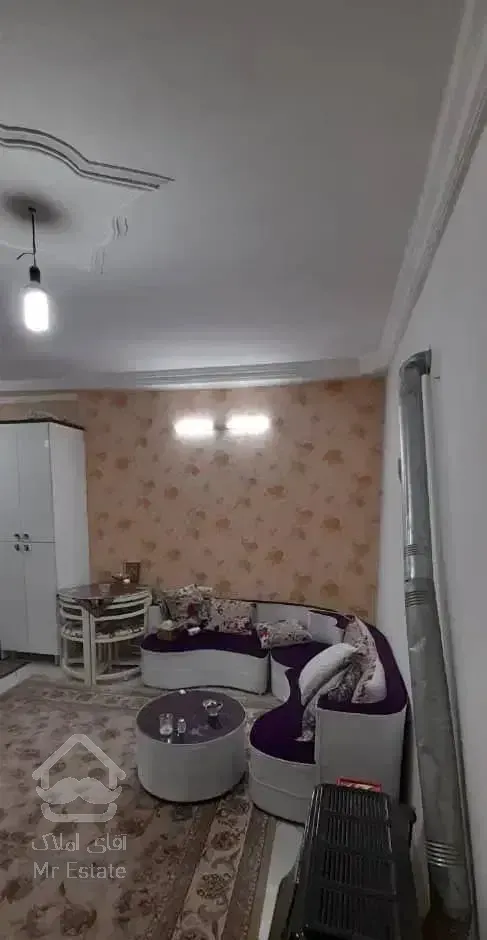 ۵۰ متر / آسانسور