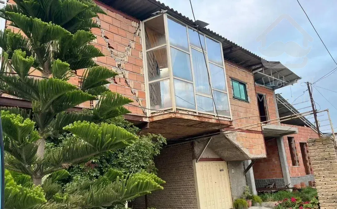 فروش مسکونی دوطبقه حیاط دار